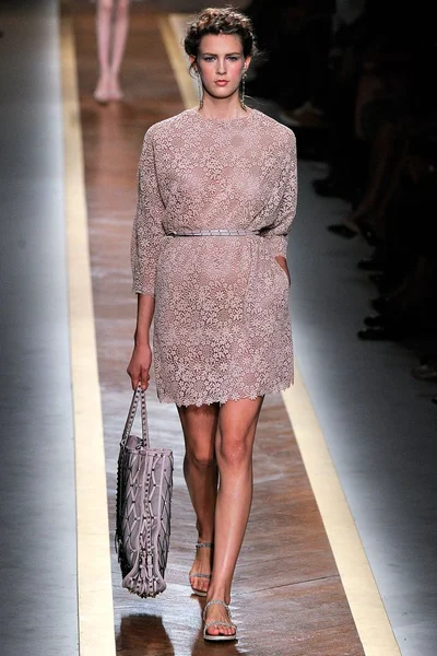 Look 29